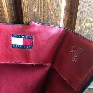 Tommy Hilfiger Women’s leather boots